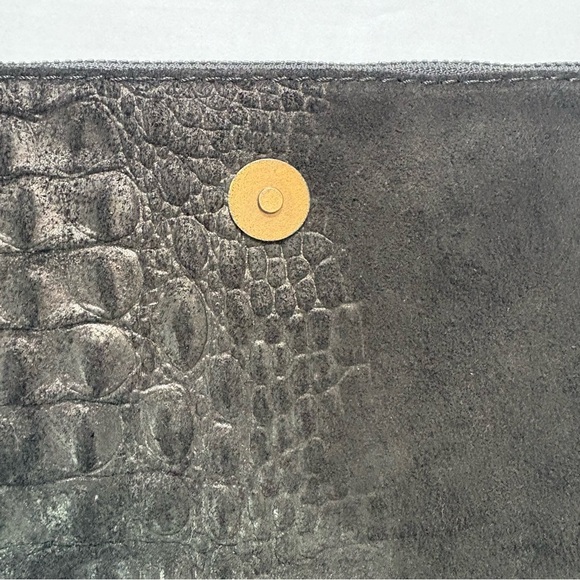 Black Genuine Leather Crossbody Bag Made in Italy - Picture 9 of 16